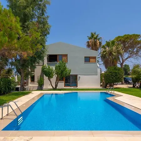 Margarita With Private Tennis Court And Pool Agia Marina (Crete)