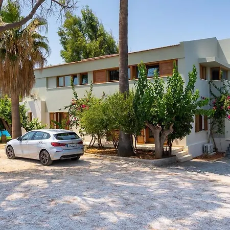 Margarita With Private Tennis Court And Pool * Agia Marina (Crete)