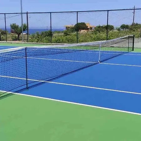 Margarita With Private Tennis Court And Pool