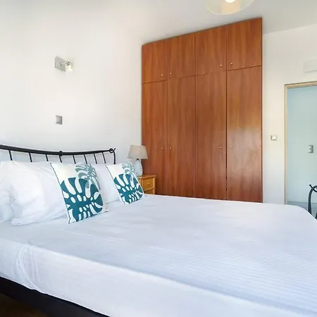 Villa Margarita With Private Tennis Court And Pool *